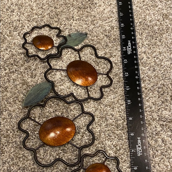 Fetco Jardana Decorative Floral Photo Frame with Orange and Silver Accents. - Picture 9 of 13